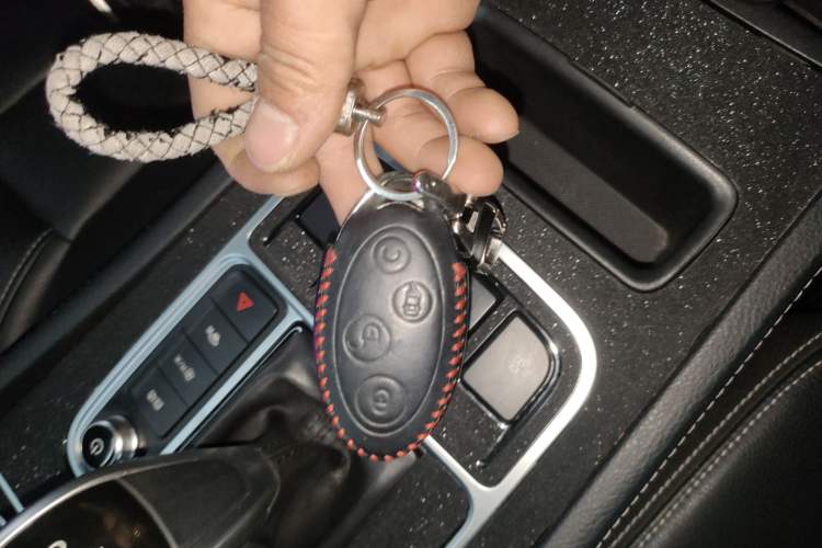 Used BYD Song MAX 2019 1.5T Automatic Smart Connect Ruiyi Sunroof Model 7 Seats China VI Standard