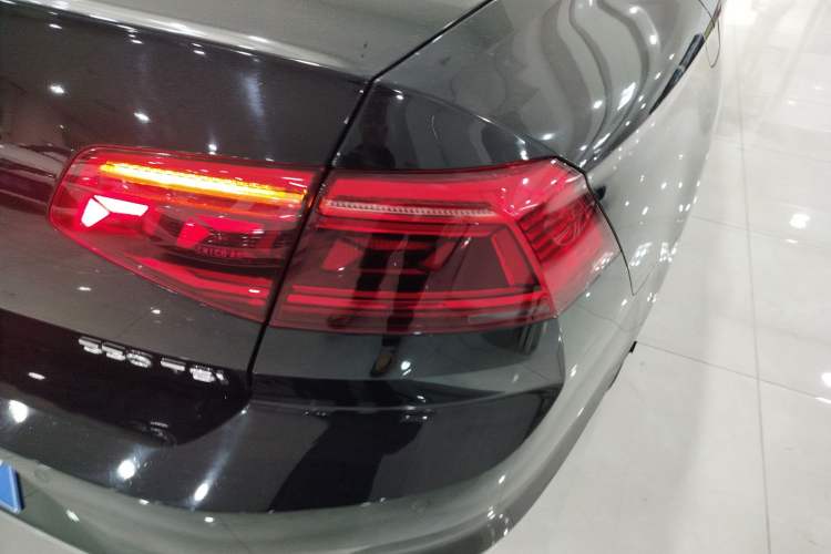 Used Volkswagen Magotan 2020 330TSI DSG Luxury Edition
