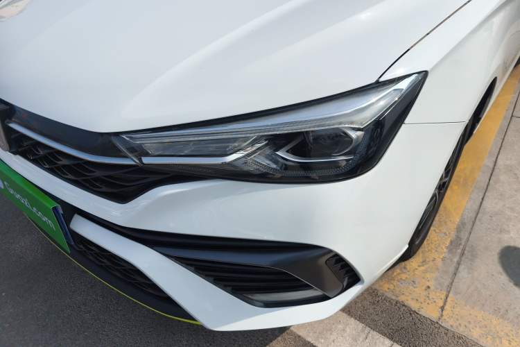 Used Roewe i5 2021 1.5L Manual Platinum Edition
