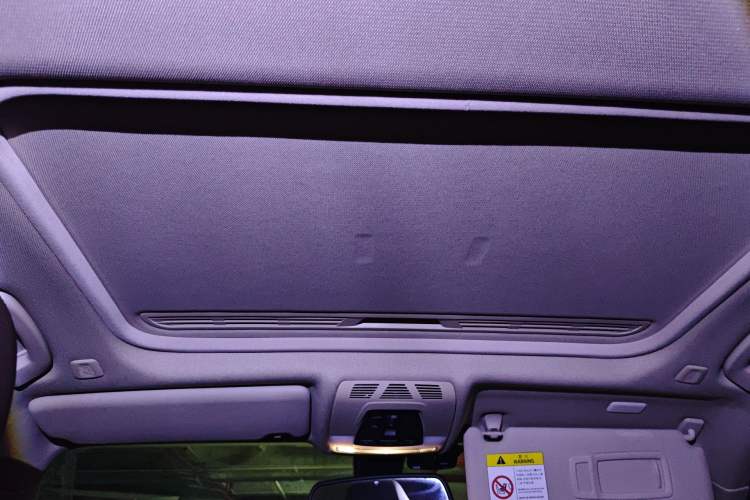 Used BMW 3 Series 2018 320Li Fashion Model
