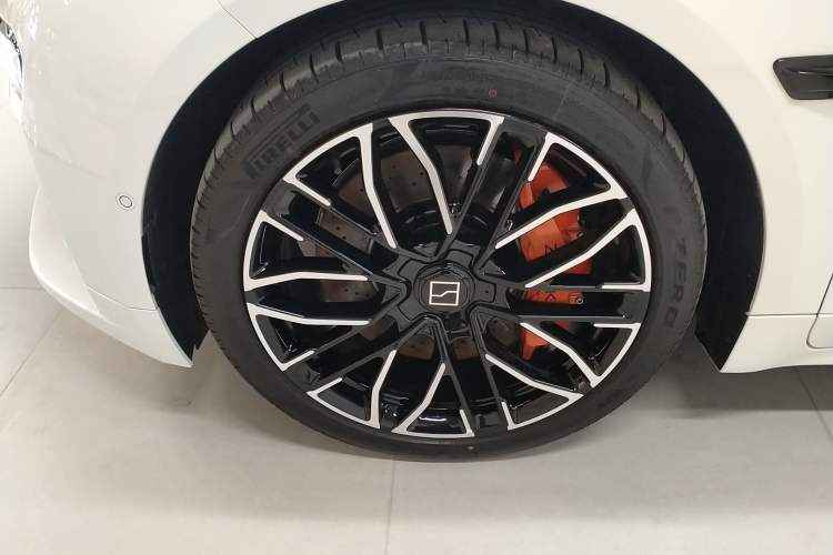 Used Zeekr 001 2025 YOU Edition 100 kWh All-Wheel Drive
