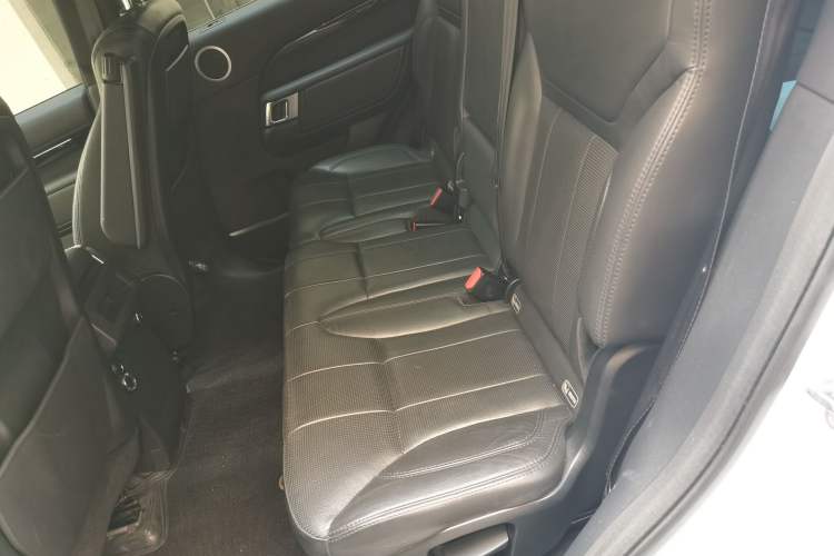 Used Land Rover Discovery 2017 3.0 SC V6 SE