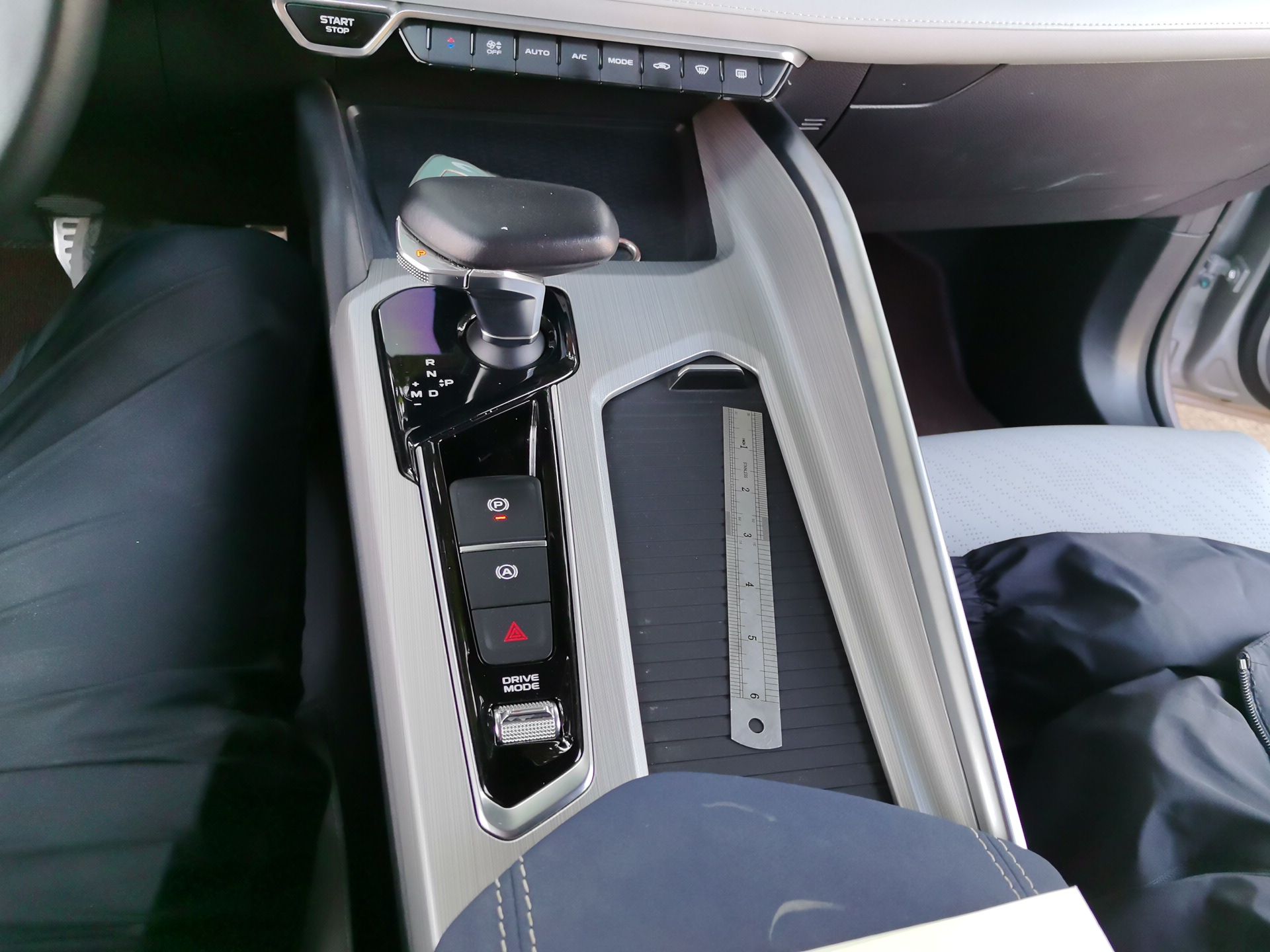 Geely Auto Preface 2021 Revised Version 2.0TD Luxury Edition — снимка 14