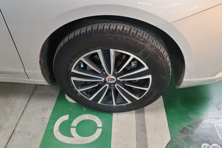 Used Roewe Ei5 2019 Smart Connect Supreme Edition Exterior 7