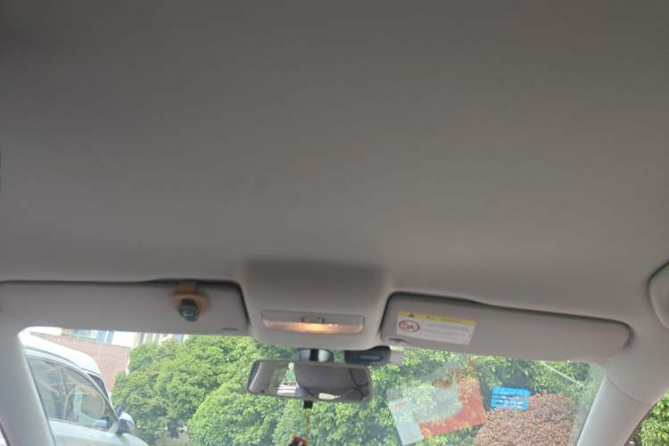 Used Volkswagen Polo 2014 1.4L Automatic Comfort Edition Headliner