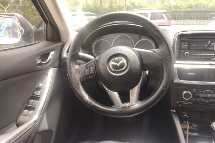 Used Mazda CX-5 2015 2.0L Automatic Two-Wheel Drive Urban Version Steering Wheel
