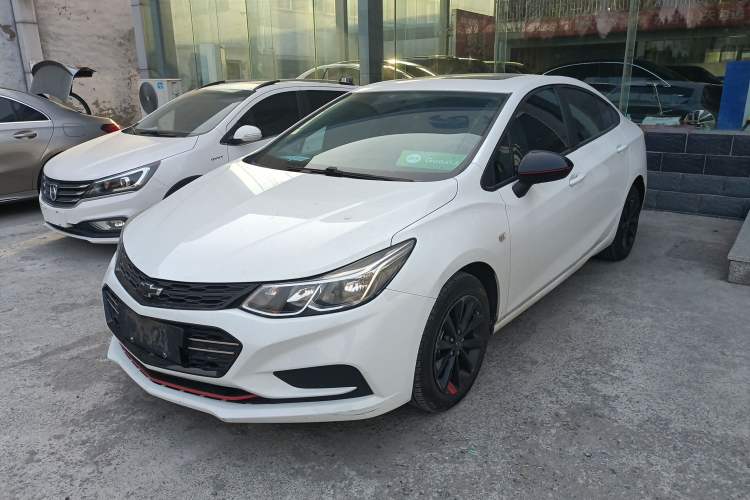 Used Chevrolet Cruze 2018 Redline 320 Automatic Pioneer Edition