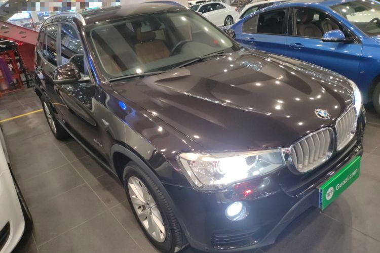 Used BMW X3 2014 xDrive28i Leading Model Front Right 45 Deg