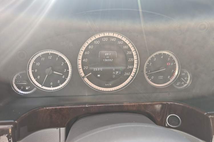 Used Mercedes-Benz E-Class 2013 E 260 L CGI Elegant Model
