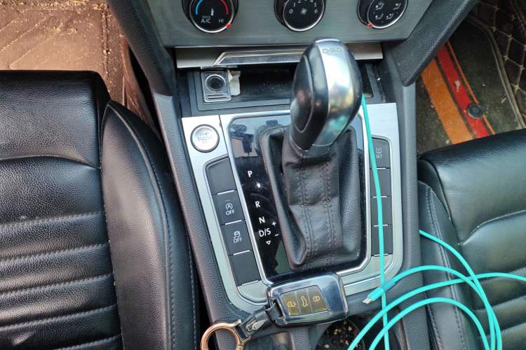 Used Volkswagen Magotan 2017 280TSI DSG Leading Edition Gear Lever