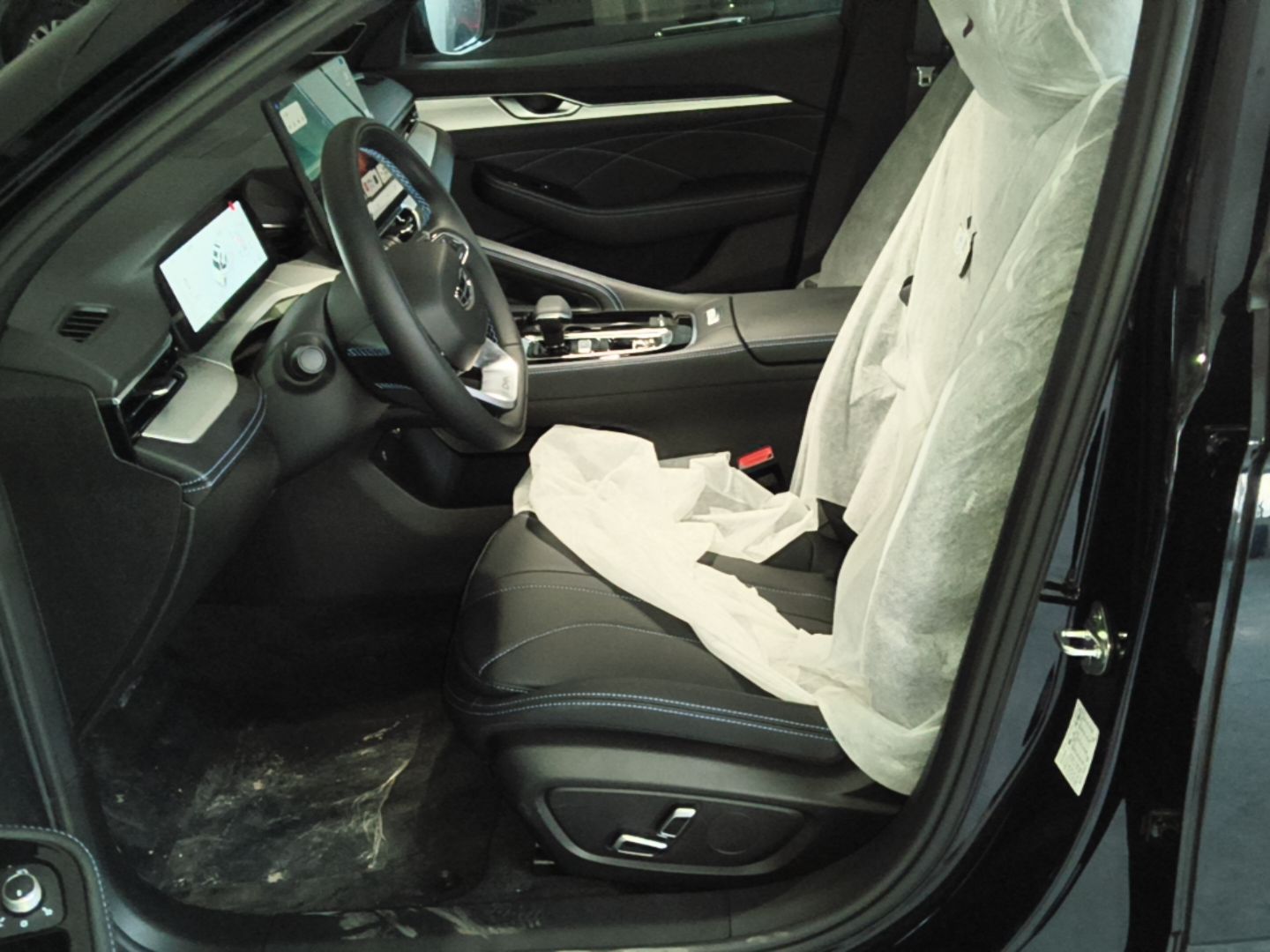 Geely Auto Preface 2026 Model Oriental Yao 1.5TD Kunlun Edition — снимка 17