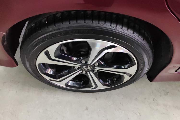 Used Honda Jade 2017 210 TURBO CVT Luxury Edition 5 Seats