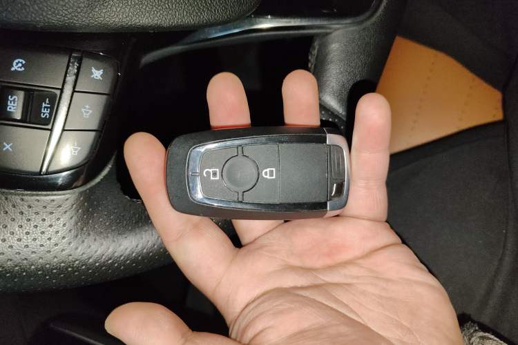 Used Ford Escape 2020 EcoBoost 245 Two-Wheel-Drive Titanium Edition