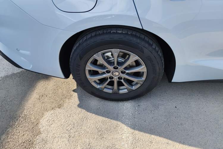 Used BYD Qin L 2025 DM-i Smart Drive 80KM Leading Model