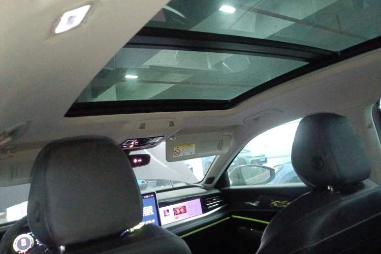 Used Volkswagen Passat 2025 Pro 380TSI Dragon Supreme Edition