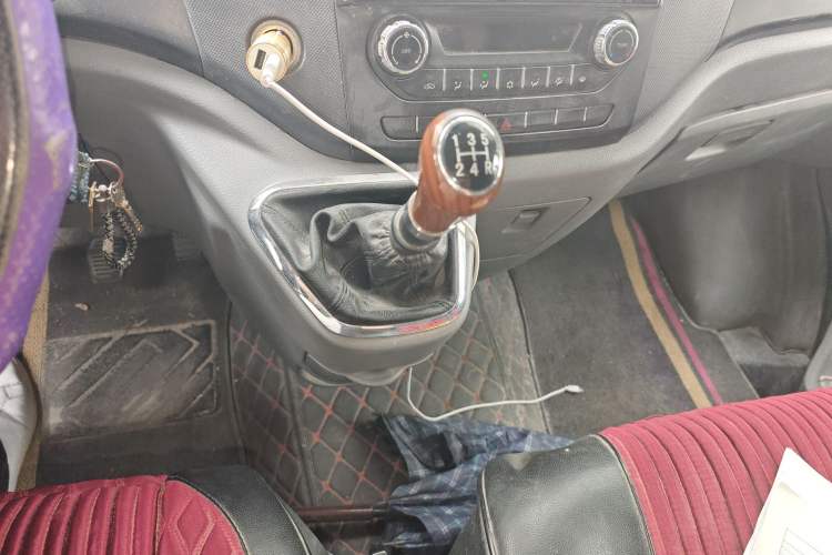 Used Foton Toano 2016 2.5T Commercial Version Long Wheelbase 4J25TC1
