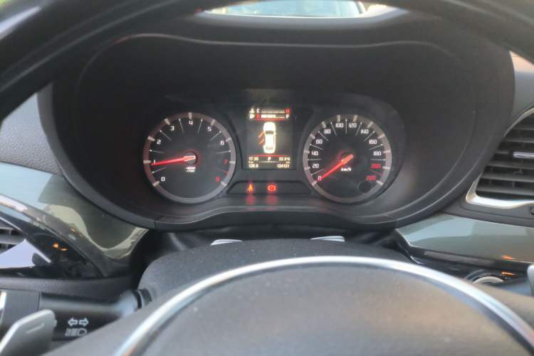 Used GAC Trumpchi GA6 2016 235T DCT Luxury Edition Odometer Close Up