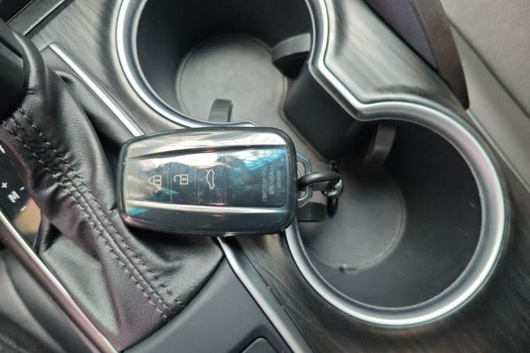 Used Toyota Camry 2021 2.0G Luxury Edition Vehicle Key