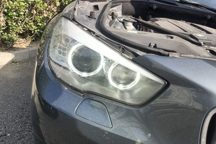 Used BMW 5 Series GT 2013 535i Leading Model Right Front Headlight