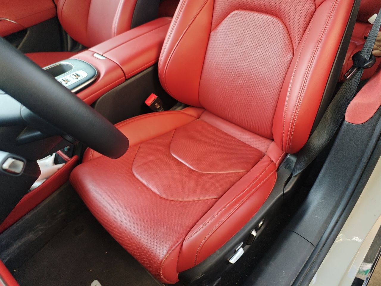 Xiaomi Auto SU7 2024 Four-Wheel Drive Ultra-Long Range Advanced Intelligent Driving Max Edition — снимка 15