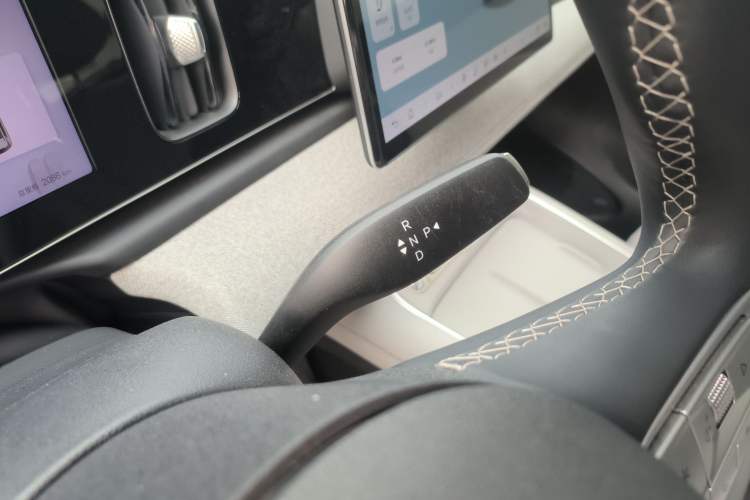 Used BYD Sealion 05 EV 2025 520 km Smart Cruise Version Gear Lever