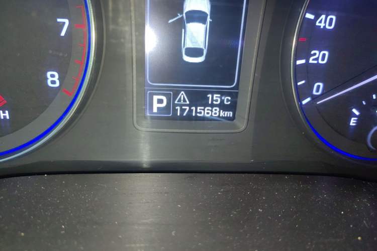 Used Hyundai Mistra 2014 1.8L Automatic Smart GLS
