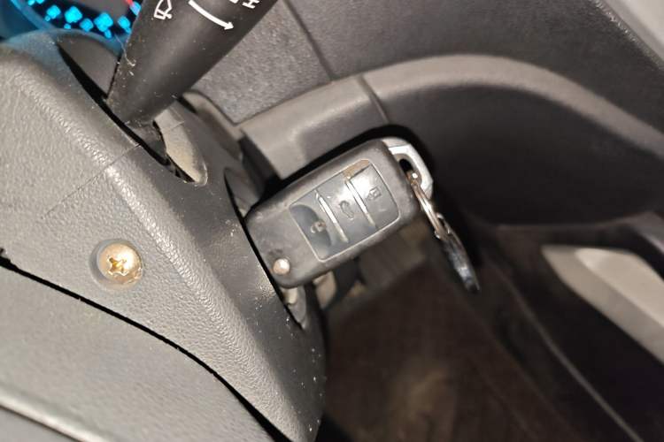 Used CHANGAN CS35 2015 1.6L Manual Luxury Model China IV Standard