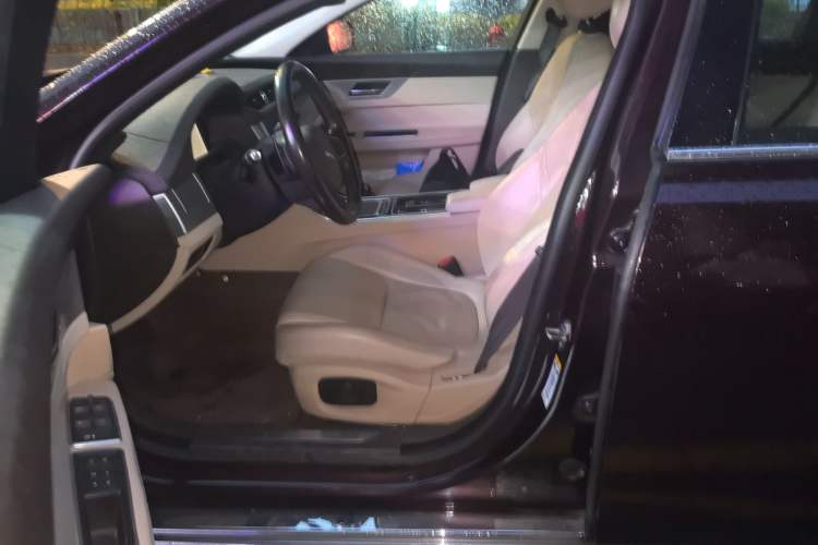 Used Jaguar XFL 2017 XFL 3.0 SC 340 PS Premium Edition