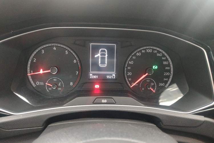 Used Volkswagen T-ROC 2019 280TSI DSG Two-Wheel Drive Comfort Version China VI Standard Instrument Cluster