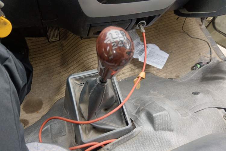 Used King Long Golden Way 2018 2.0L Business Series 4G20