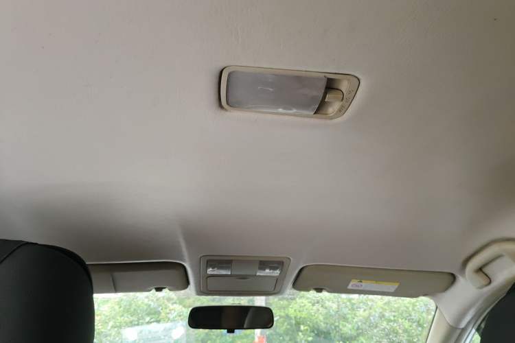 Used Dongfeng Aeolus A60 2014 1.6L Manual Smart-Drive Elite Version Headliner