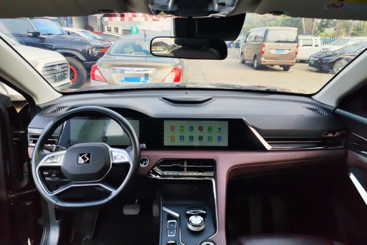 Used SOL X8 PLUS 2023 1.5 TGDI DCT ZhiShang Edition 7-Seater