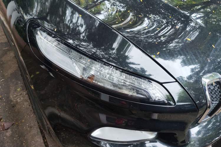 Used Jeep Cherokee 2020 2.0L Two-Wheel Drive Classic Sports Edition
