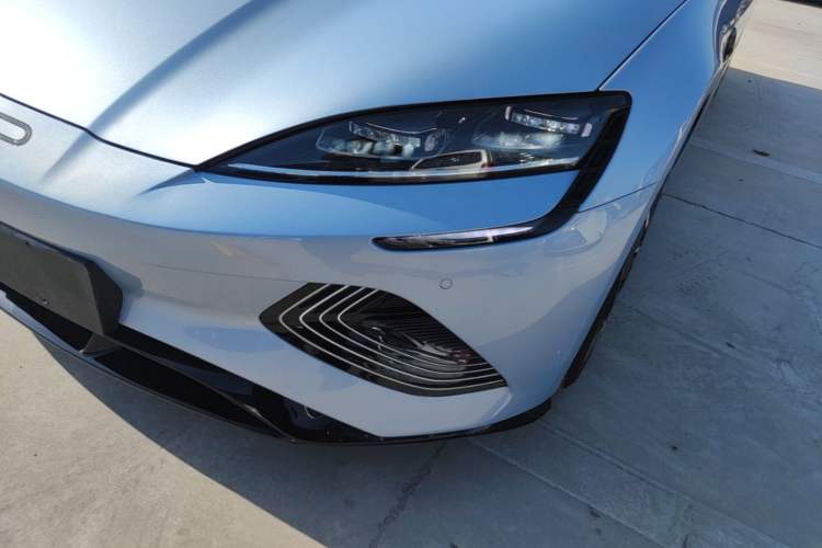 Used BYD Seal 2022 700 km Long-Range Rear-Wheel-Drive Version
