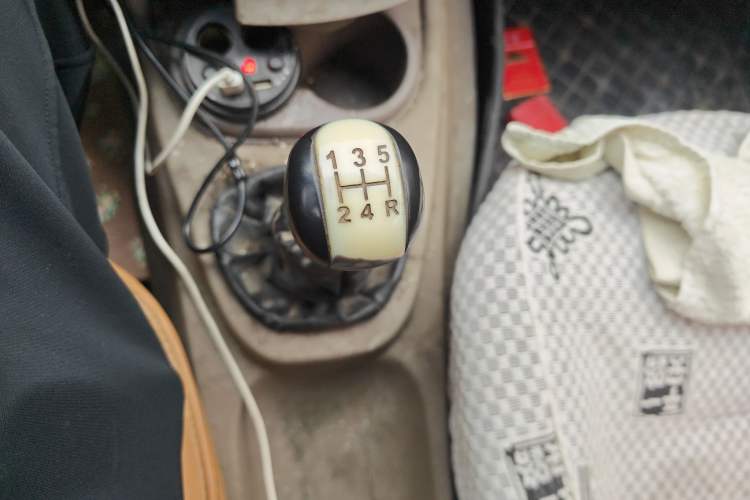 Used Wuling Hongguang 2010 1.2L Comfort Edition China IV Gear Lever