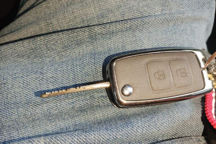 Used CHANGAN KAICHENG Ruixing M60 2023 1.5L GDI Comfort-Class Passenger Vehicle 6/7 Seats Vehicle Key