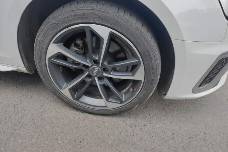 Used Audi A4L 2021 40 TFSI Enjoy Life Edition
