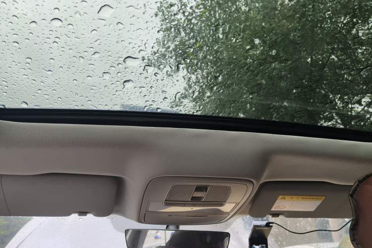 Used MG 6 2020 1.5T Automatic Trendsetting Luxury Edition Headliner