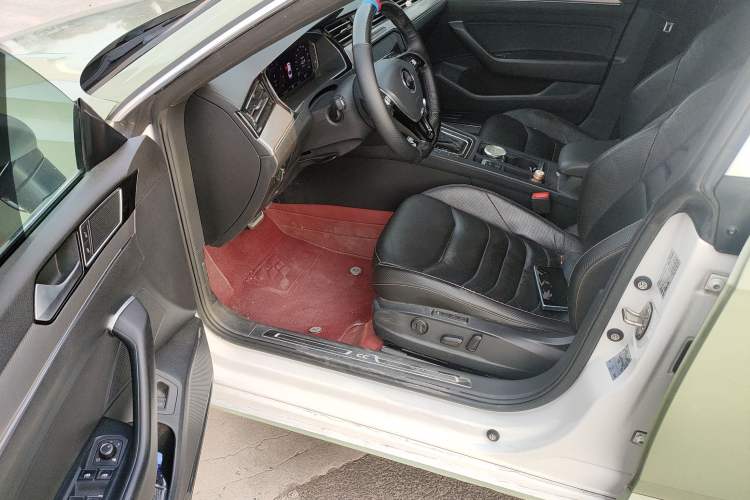 Used Volkswagen FAW-Volkswagen CC 2020 330TSI Glamour Edition China VI Standard Driver Seat