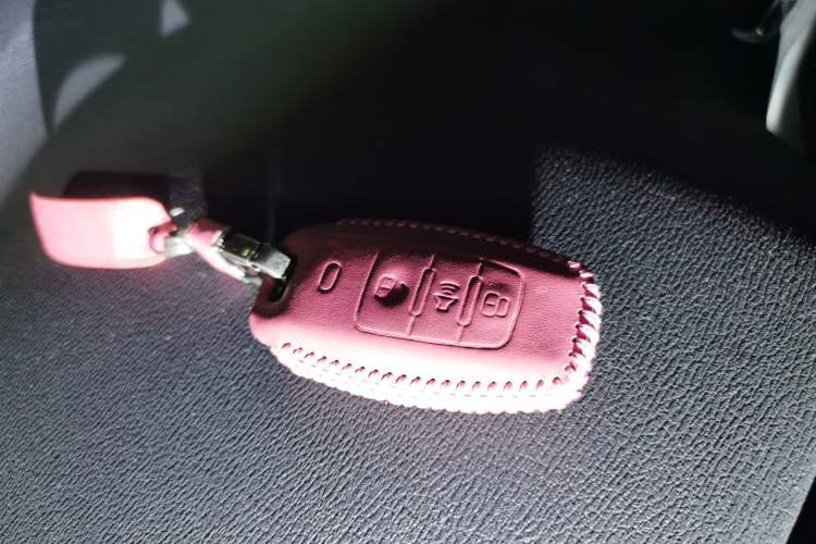 Used Haval H2 2018 Blue-Label 1.5T Dual-Clutch Two-Wheel-Drive Luxury Model