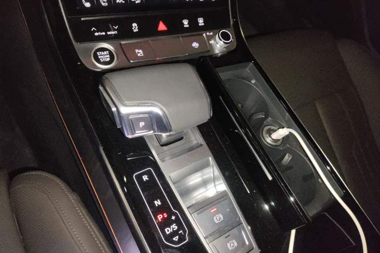 Used Audi A8 2025 A8L 45 TFSI quattro Luxury Model