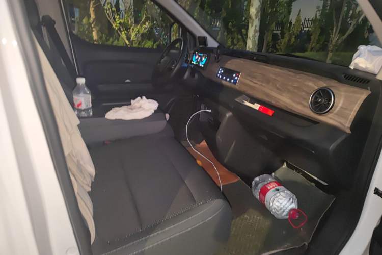 Used Ruichi EC75 2023 Pioneer Model I 41.85 kWh
