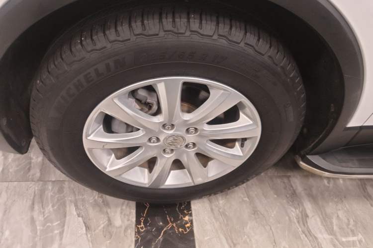 Used Buick Envision 2018 20T Two-Wheel Drive Luxury Model
