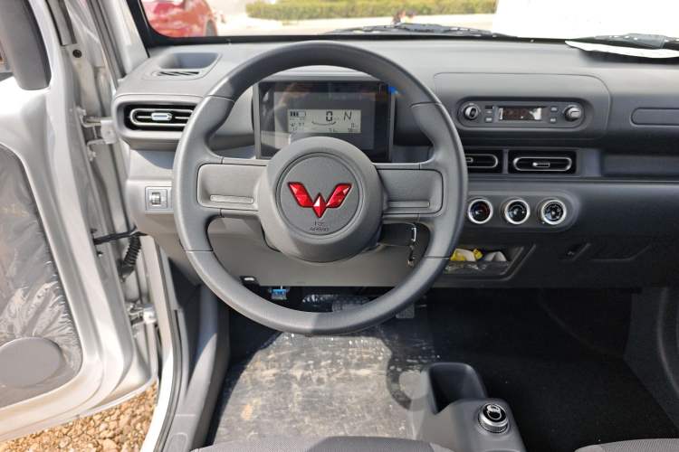 Used Wuling Zhiguang New Energy 2025 Comfort Model Steering Wheel
