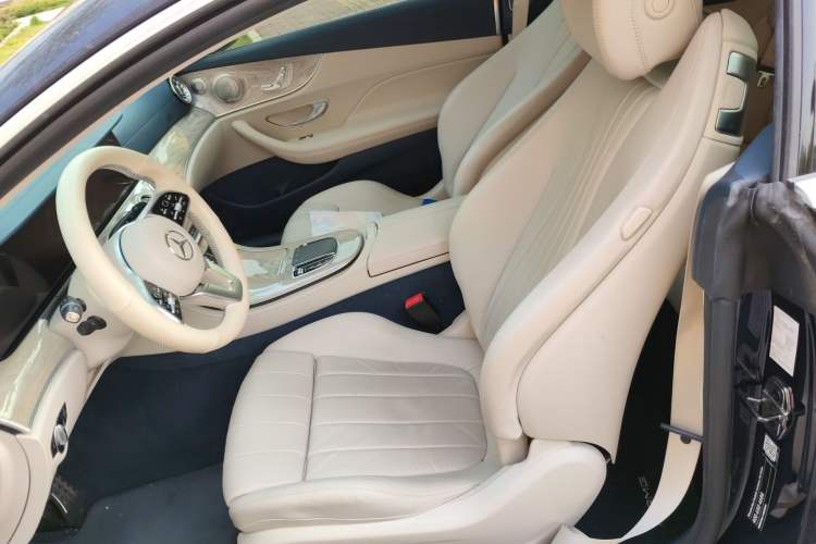 Used Mercedes-Benz E-Class 2020 E 260 Coupe Left Front Seat