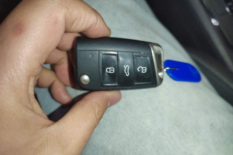 Used Volkswagen Tiguan L 2021 280TSI Automatic Two-Wheel Drive Comfort Edition – Low-Trim Version
