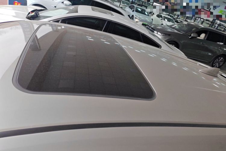 Used Toyota C-HR 2023 2.0L Smart Electric Hybrid Dual-Engine Comfort Version
