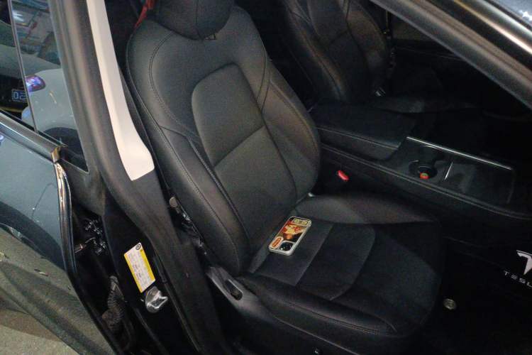 Used Tesla Model Y 2024 Rear-Wheel-Drive Version
