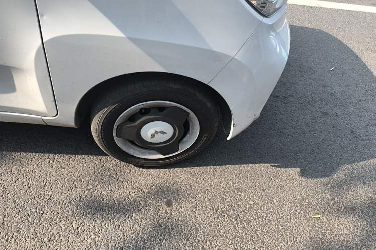 Used Wuling Hongguang MINIEV 2022 Easy Version Lithium-NMC
