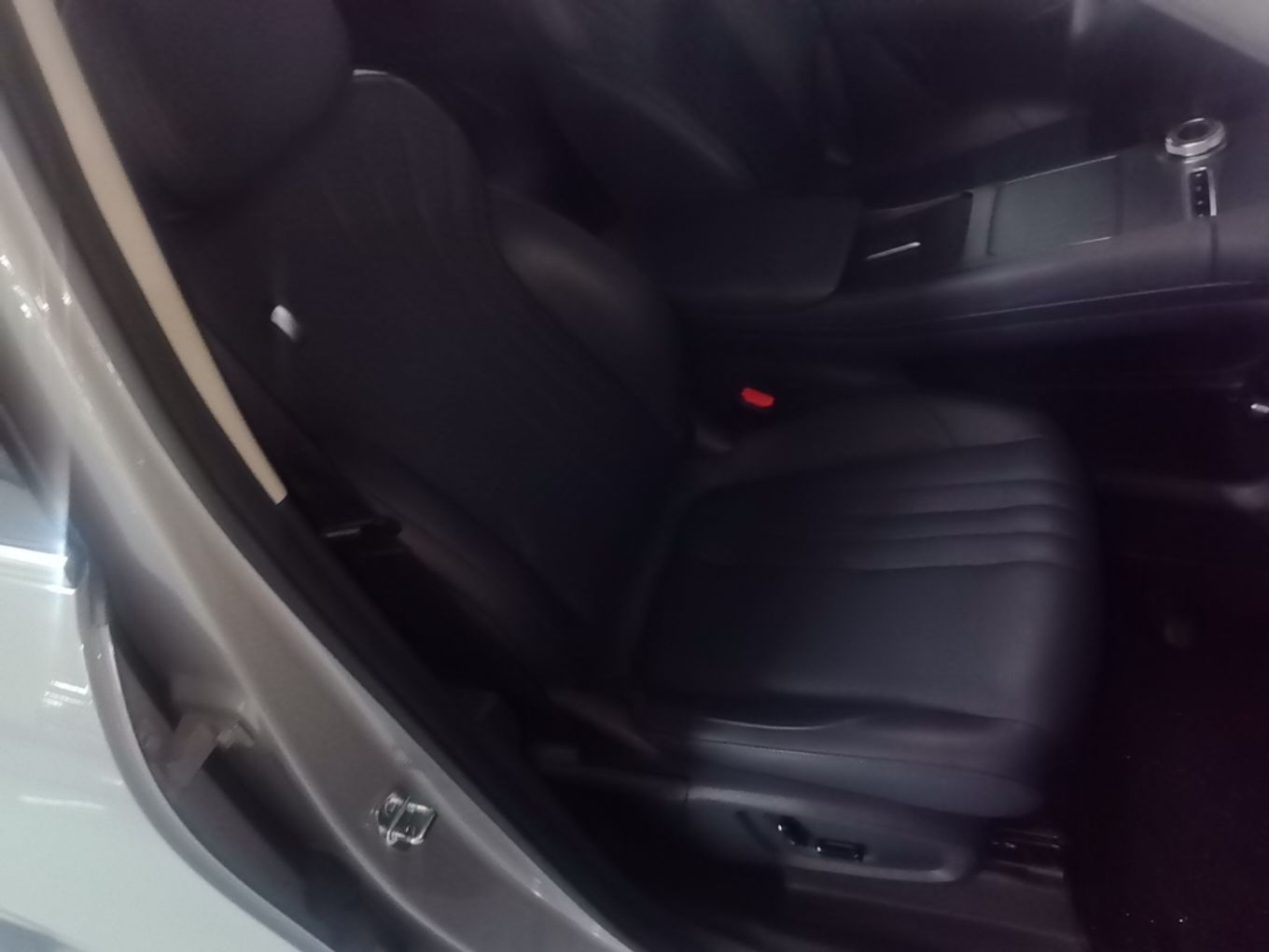 Geely Galaxy E5 2024 530 km Exploration+ Version — снимка 19
